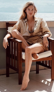 Megan Williams feet photo 4