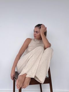 Megan Williams feet photo 2
