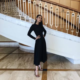 Megan Young feet photo 4