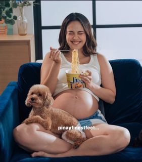 Megan Young feet photo 1