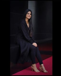 Megha Akash feet photo 4