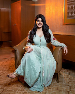 Megha Akash feet photo 1