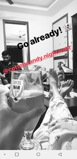 Megha Gupta feet photo thumbnail