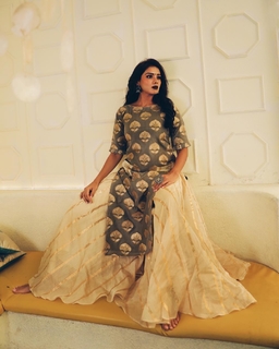 Megha Gupta feet photo thumbnail