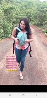 Megha Gupta feet photo thumbnail