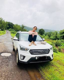 Megha Gupta feet photo thumbnail