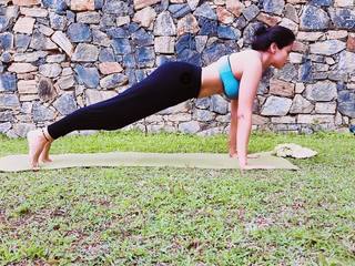 Megha Gupta feet photo thumbnail