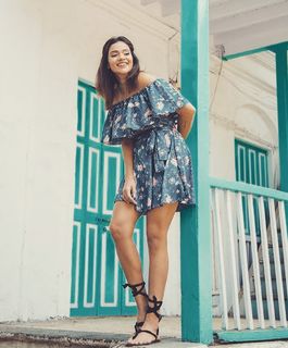 Megha Gupta feet photo thumbnail