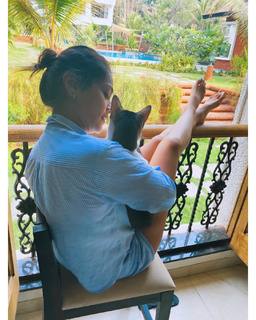 Megha Gupta feet photo thumbnail