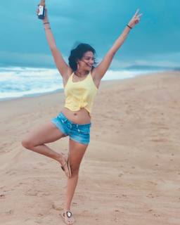 Megha Gupta feet photo thumbnail