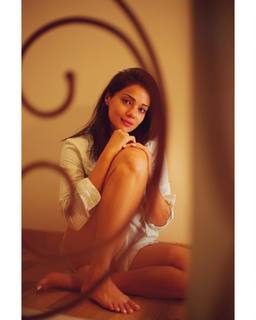 Megha Gupta feet photo thumbnail