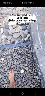 Megha Gupta feet photo thumbnail