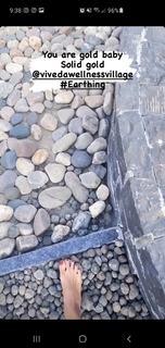 Megha Gupta feet photo thumbnail