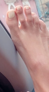 Megha Gupta feet photo thumbnail