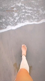 Megha Gupta feet photo thumbnail