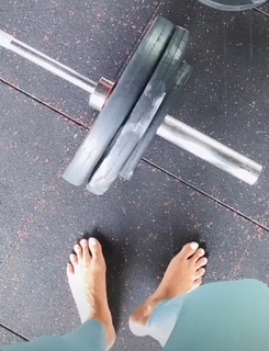 Megha Gupta feet photo thumbnail