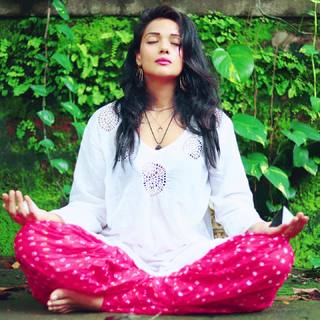 Megha Gupta feet photo thumbnail