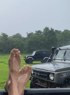 Megha Gupta feet photo thumbnail