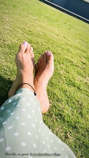 Megha Gupta feet photo thumbnail