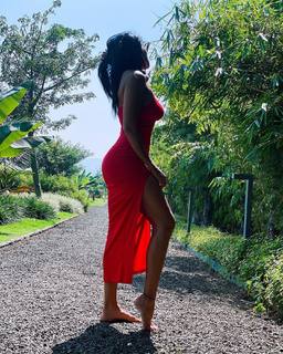 Megha Gupta feet photo thumbnail