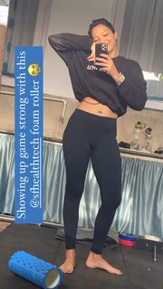 Megha Gupta feet photo thumbnail