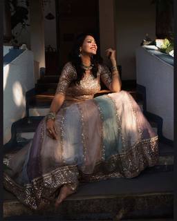 Megha Gupta feet photo thumbnail