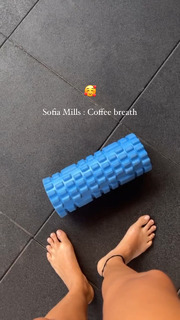 Megha Gupta feet photo thumbnail