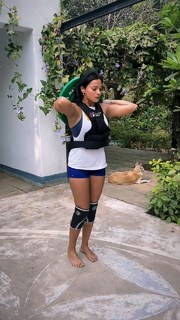 Megha Gupta feet photo thumbnail