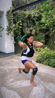 Megha Gupta feet photo thumbnail