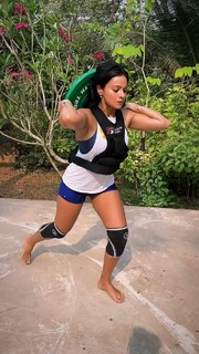 Megha Gupta feet photo thumbnail