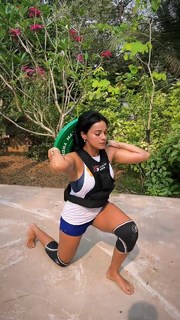 Megha Gupta feet photo thumbnail