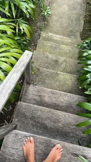 Megha Gupta feet photo thumbnail