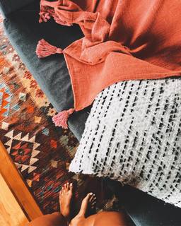 Megha Gupta feet photo thumbnail