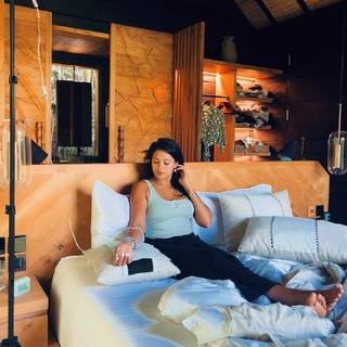 Megha Gupta feet photo thumbnail