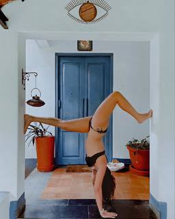 Megha Gupta feet photo thumbnail