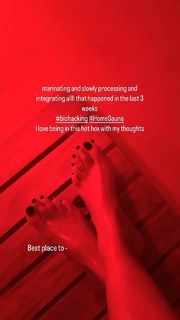 Megha Gupta feet photo thumbnail