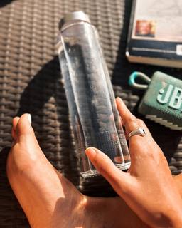 Megha Gupta feet photo thumbnail