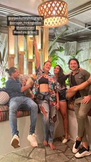 Megha Gupta feet photo thumbnail