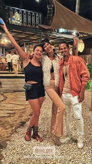 Megha Gupta feet photo thumbnail