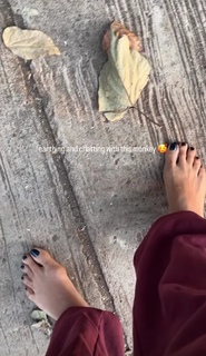 Megha Gupta feet photo thumbnail