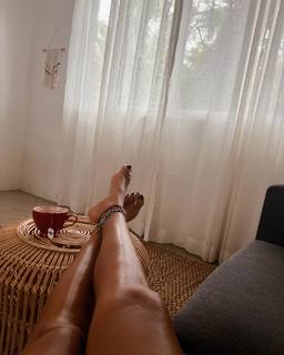 Megha Gupta feet photo thumbnail