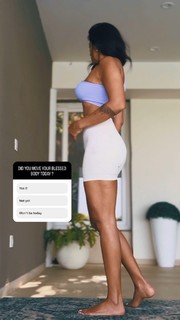 Megha Gupta feet photo thumbnail