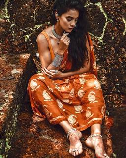 Megha Gupta feet photo thumbnail