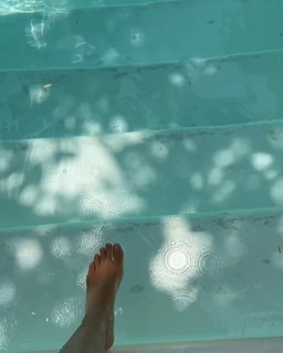 Megha Gupta feet photo thumbnail