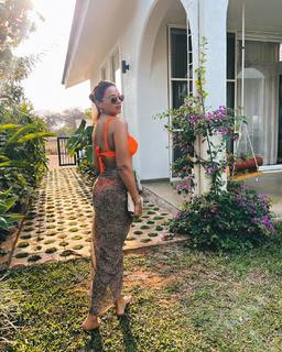 Megha Gupta feet photo thumbnail