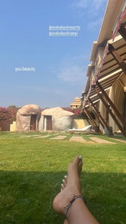 Megha Gupta feet photo thumbnail