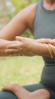 Megha Gupta feet photo thumbnail