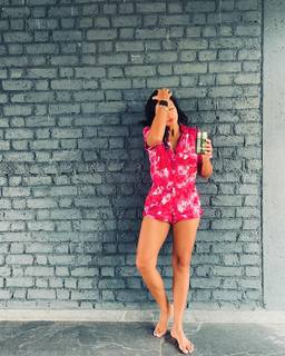 Megha Gupta feet photo thumbnail