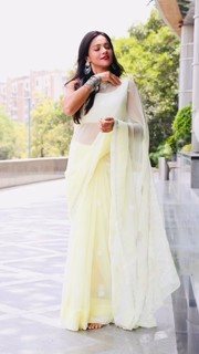 Megha Gupta feet photo thumbnail