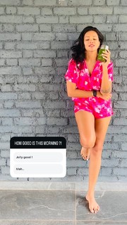 Megha Gupta feet photo thumbnail